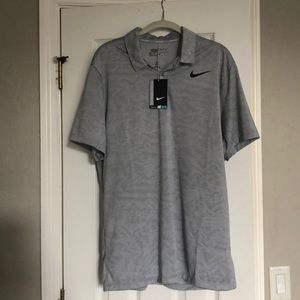 Nike dry fit golf shirt